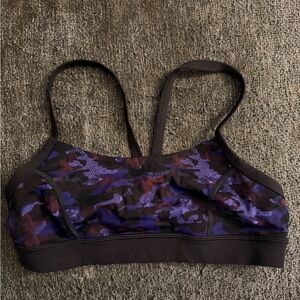 Lululemon Women's Purple Camouflage Sports Bra sz 8